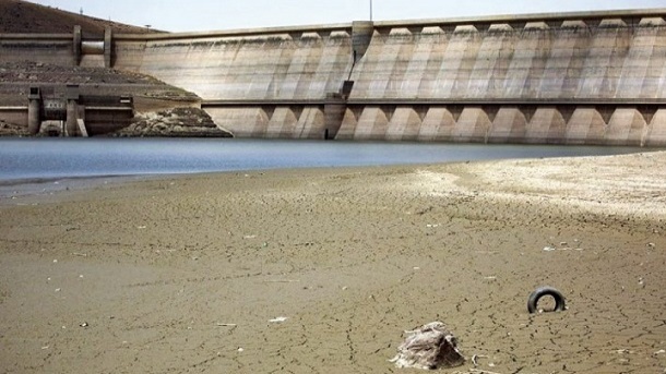 سال سخت آبی