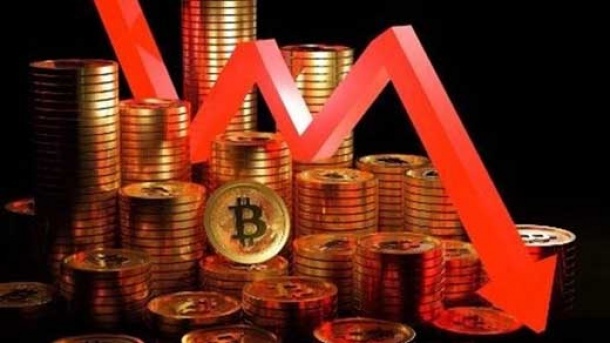 بیت کوین به ریزش خود ادامه می دهد؟