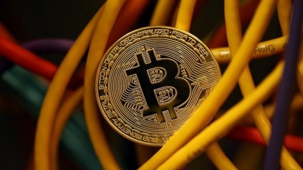 استخرهای استخراج بیتکوین در 2025: آنچه باید یک ماینر بداند