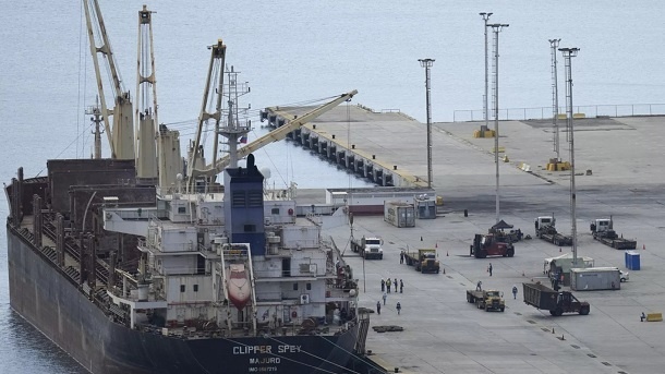 ترامپ بر خریداران نفت و گاز ونزوئلا تعرفه اعمال میکند