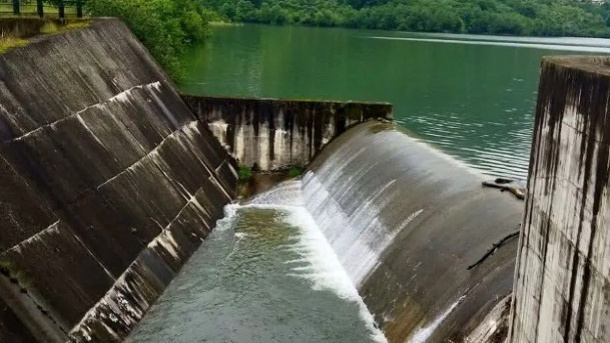 یک سد در مازندران سرریز کرد