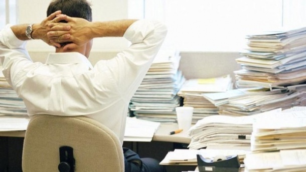 سقف حقوق کارمندان و بازنشستههای دولت مشخص شد