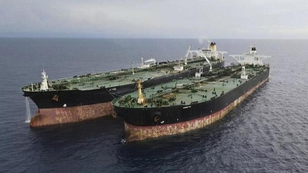 نفتکشهای حامل نفت ایران در مالزی متوقف شدند