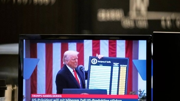 واکنش بازارها به اعلان جنگ تجاری ترامپ