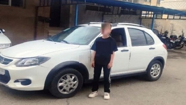 توقیف خودرو با راننده 8 ساله + عکس