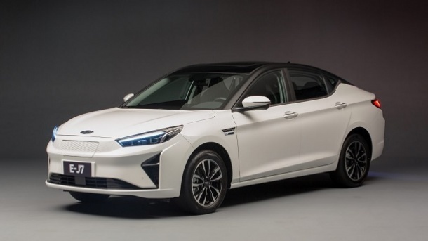 شرایط فروش خودرو جک J7 برقی با قیمت جدید (فروردین 1404)