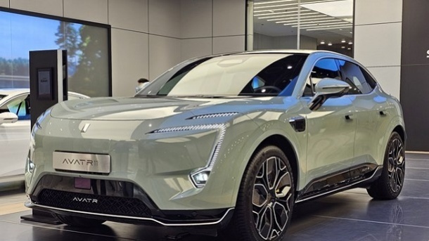 ملاقات با خاص ترین خودرو وارداتی به ایران