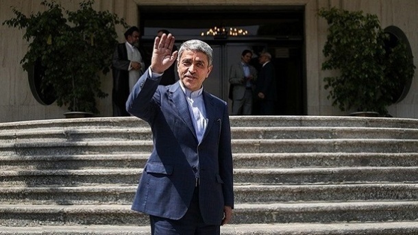 طیب‌نیا گزینه اصلی تصدی وزارت اقتصاد است