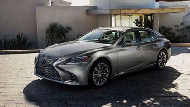 خرید خودروهای خارجی و با کیفیت تبدیل به رویا شد