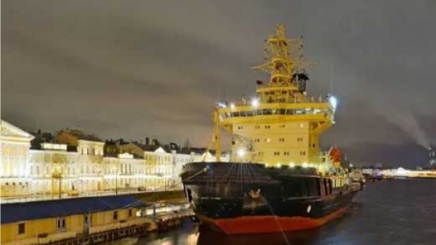 کشتی با سوخت 10 ساله