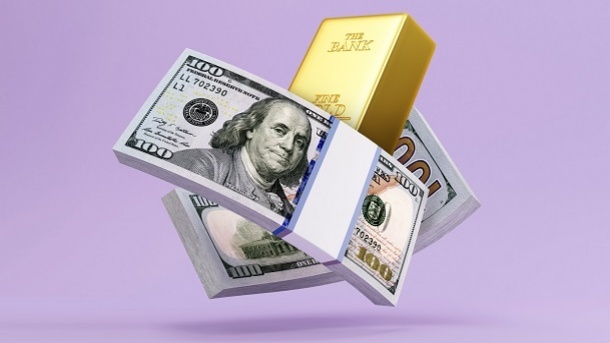 چگونه دلار و طلا را در زمان ترس معامله کنیم؟