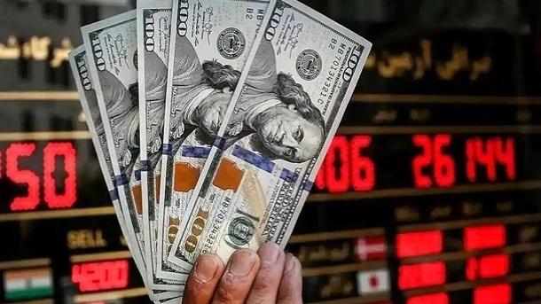 اختلاف دلار آزاد و توافقی به 20 درصد کاهش یافت