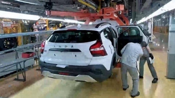 بیم و امید ورود خودروساز روس به ایران