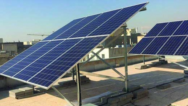 برق اداراتی که پنل خورشیدی ندارند قطع می شود!