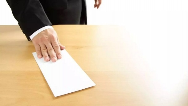 دلایل استعفای کارمندان در ایران