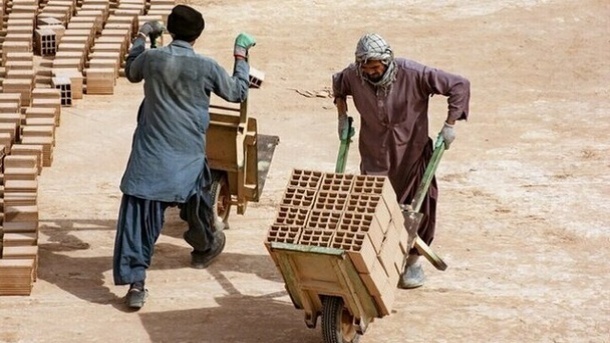 رقابت ناعادلانه نیروی کار ایرانی با اتباع افغانستانی