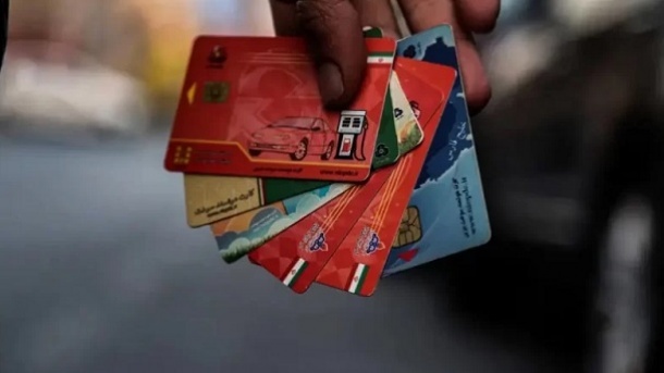 کارت سوخت فاقدین بیمه از فردا پنجشنبه غیرفعال میشود