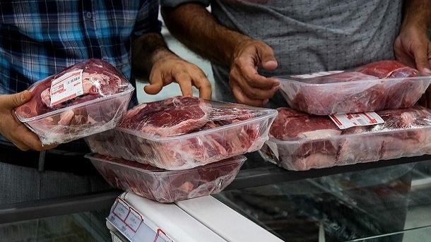 عرضه گوشت تنظیم بازاری متوقف میشود؟