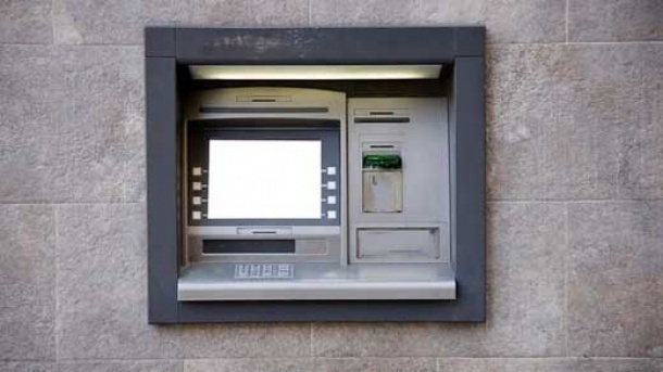 ابطال تصمیم وزارت اقتصاد درباره سقف کارت به کارت