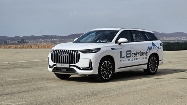 تست و بررسی خودرو جدید لوکانو L8 در ایران