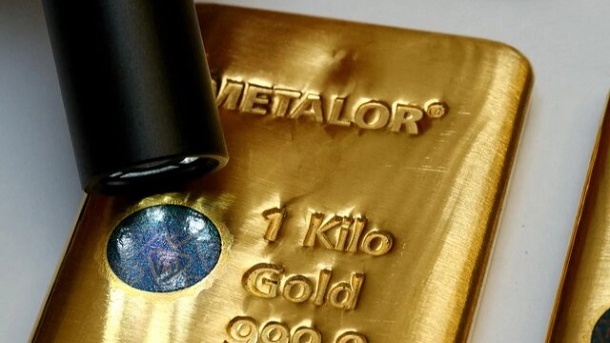 بهای طلا امروز پنج شنبه در بازارهای جهانی