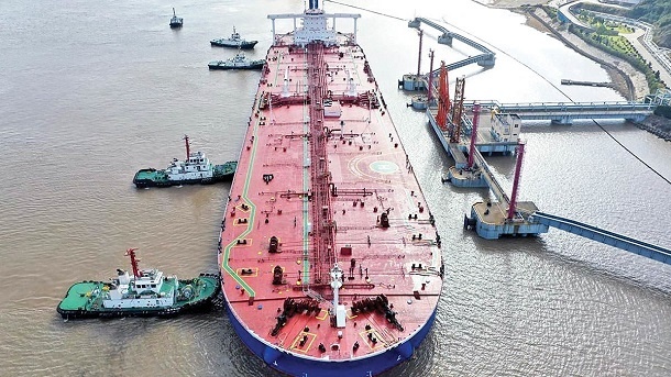 چرا ترامپ چین را به ادامه خرید نفت از ایران تشویق کرد؟