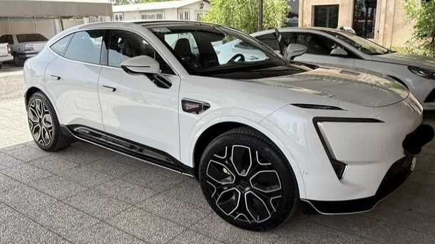 خودرو اواتار 11 با قیمتی نجومی وارد بازار شد