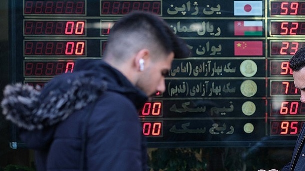 2 دیدگاه در مورد آینده بازار طلا و ارز