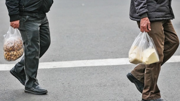 دهک اول و دوم زير فشار گرانی