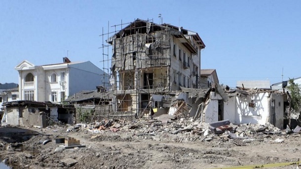 بامداد خونین شهر همیشه سبز