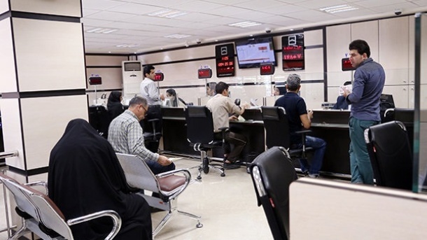 آمارها از مبادلات چک، نشان از نبود نقدینگی دارد