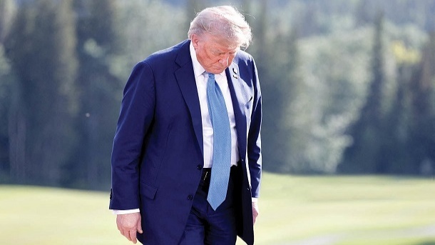 محبوبیت دونالد ترامپ به پایینترین حد خود رسید