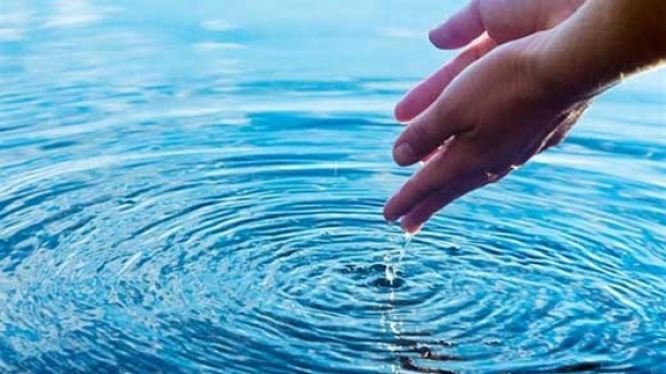 با هر بار فشردن این دکمه 12 لیتر آب هدر می رود