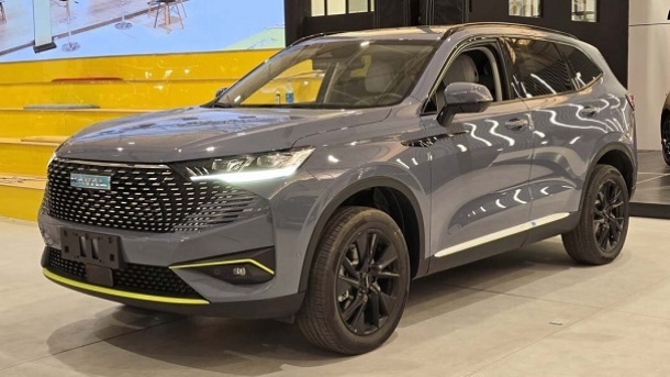 تجربه تلخ تلویزیونهای اسنوا در خودروهای وارداتی