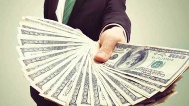 ایلان ماسک ثروتمندترین فرد دنیا باقی ماند