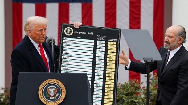 تعرفه 10 تا 50 درصدی آمریکا برای ده‌ها کشور کلید خورد