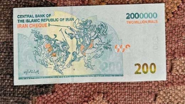 پشت پرده چاپ اثر محمود فرشچیان بر روی اسکناس دو میلیون ریالی