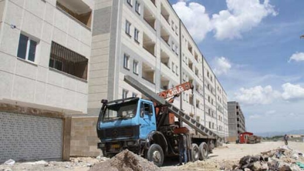 مسکن ملی بدون آب و برق