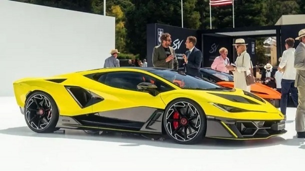 لامبورگینی قوی‌ترین مدل 12 سیلندر خود را رونمایی کرد