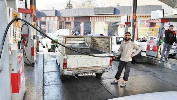 بنزين در ايستگاه بورس