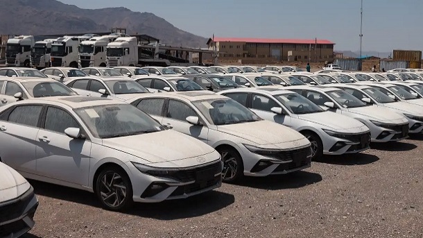 مانعی برای واردات خودرو ایرانیان مقیم خارج نداریم