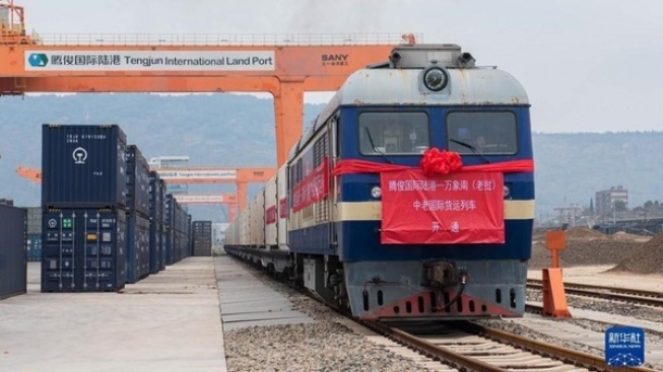 کانتینرهای چین به ایران رسید