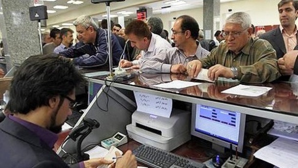 فشار زیان انباشته 8 بانک‌ بر سفره مردم