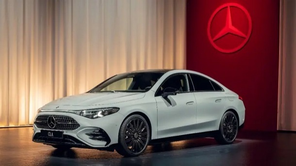 بنز بدنبال استفاده از موتور BMW در مدل‌ جدیدش است