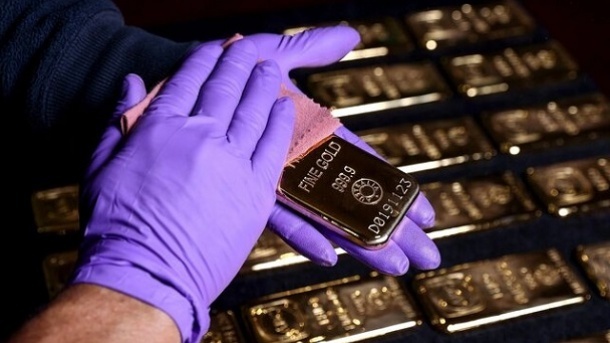 بهای طلا امروز سه شنبه در بازارهای جهانی