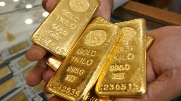 بهای طلا امروز جمعه در بازارهای جهانی