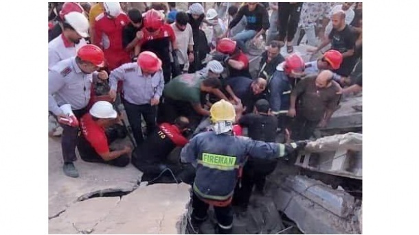 6 کشته در انفجار مجتمع مسکونی اهواز