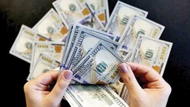 ارزش دلار به کمترین میزان خود رسید