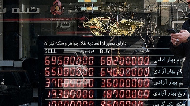 قیمت طلا و دلار در پیک تاریخی