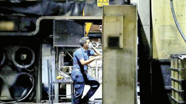 فرسایش بی سر و صدای اقتصاد ایران